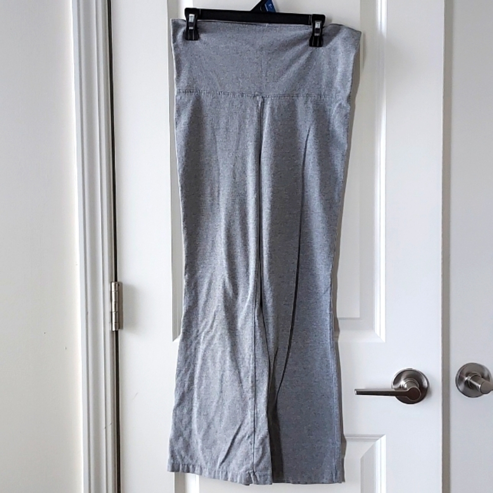 Danskin Now girls grey pants medium